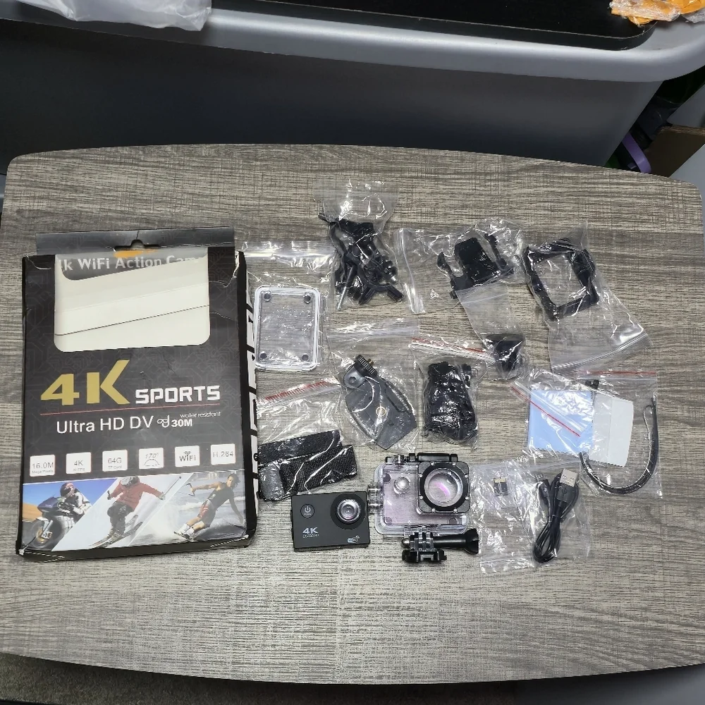 4K Sports 30M Water Resistant Camera 64G Wifi